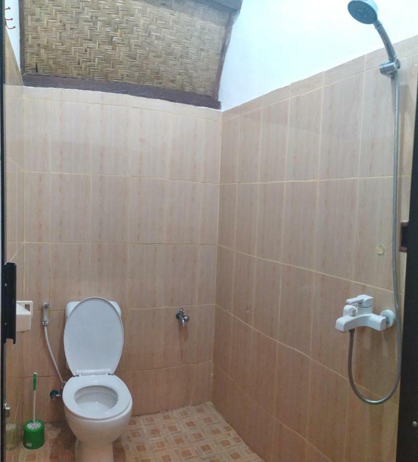 Bale Kembang Kuning Apartman Tetebatu Kültér fotó